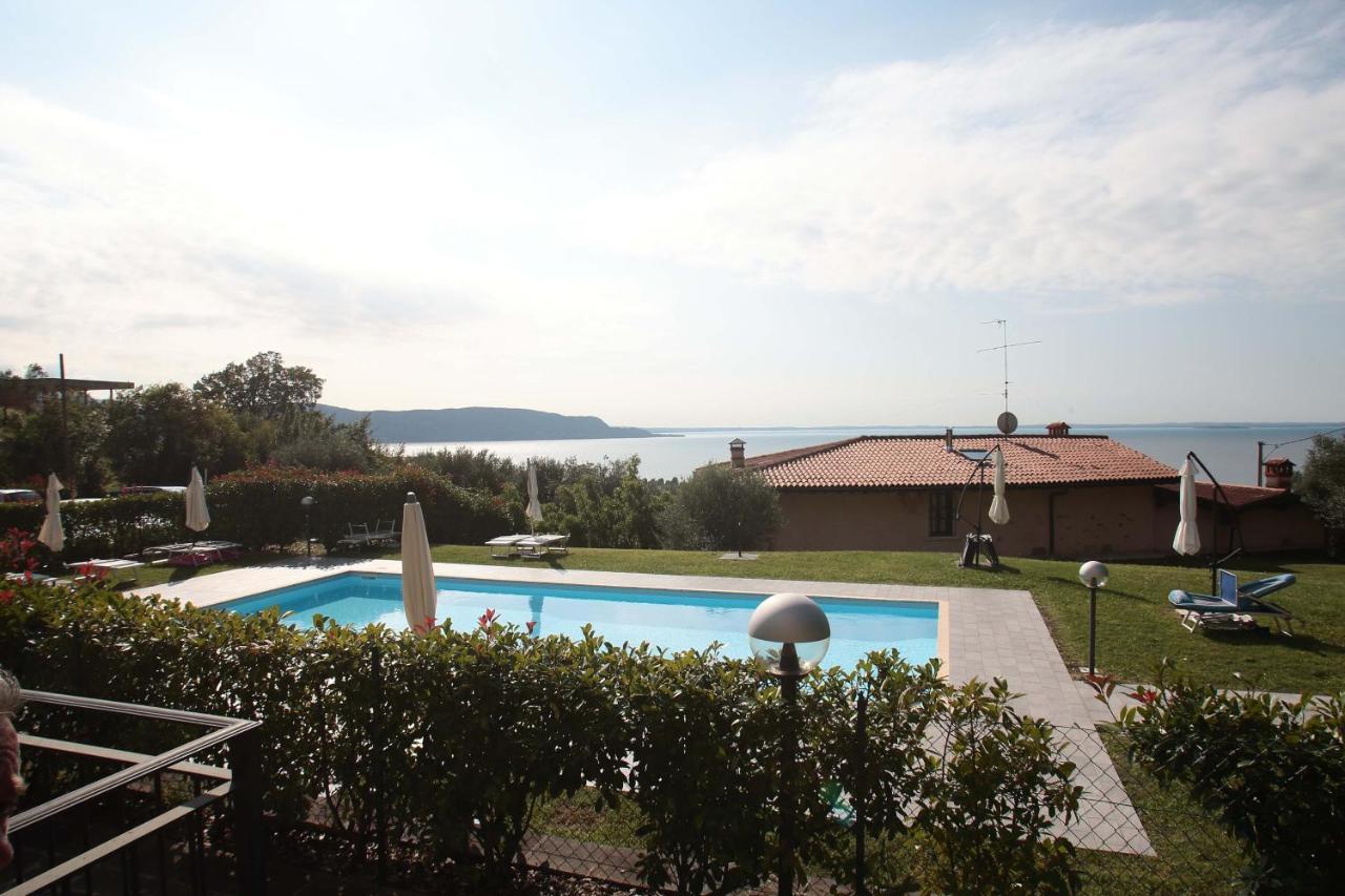 Panorama Lake View, Pool & Garden, 2 Bathrooms, Kingsize & Single-Beds, Fast Internet Toscolano Maderno Exterior foto