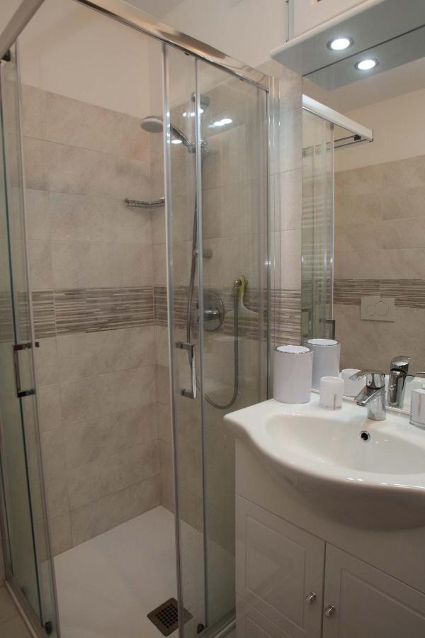 Panorama Lake View, Pool & Garden, 2 Bathrooms, Kingsize & Single-Beds, Fast Internet Toscolano Maderno Exterior foto